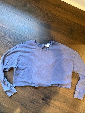 Colsie Cropped Crewneck Sweater - oversized XS